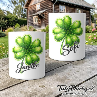 Hrnek - čtyřlístek a vlastní jméno