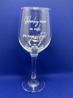 Sklenice na víno - Sklenky vína a věk se nepočítají! 01