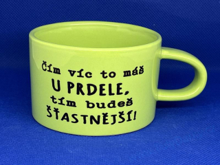 Makronkový hrnek - Čím víc to máš u prdele...